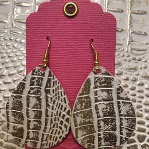 Earrings, White Gold, Hook NWT Faux Leather